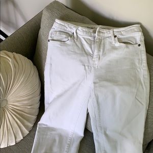 Missimo white crop jeans